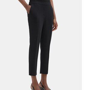 Theory Cropped Slim Pull-On Pant in Crepe Black 00